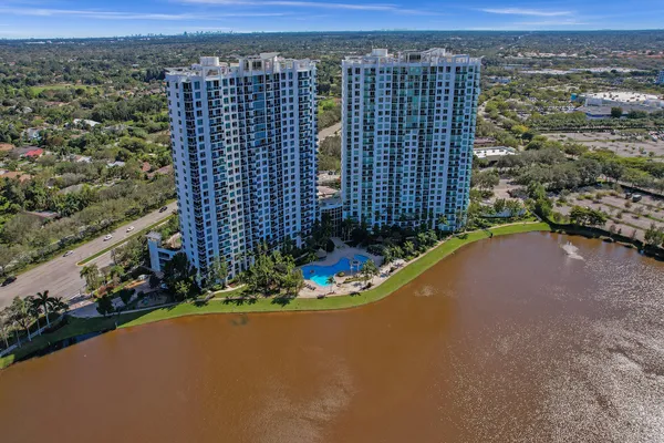 $3,500 | 2641 North Flamingo Road, Unit 2105N, Sunrise, FL 33323