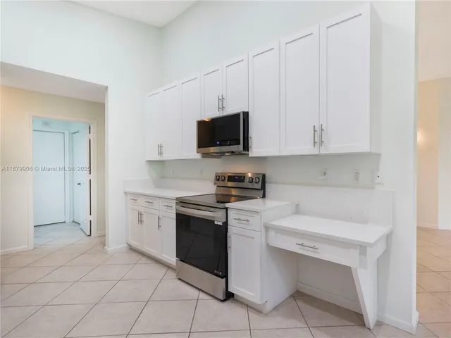 $5,000 | 2549 Egret Lake Drive, Greenacres, FL 33413