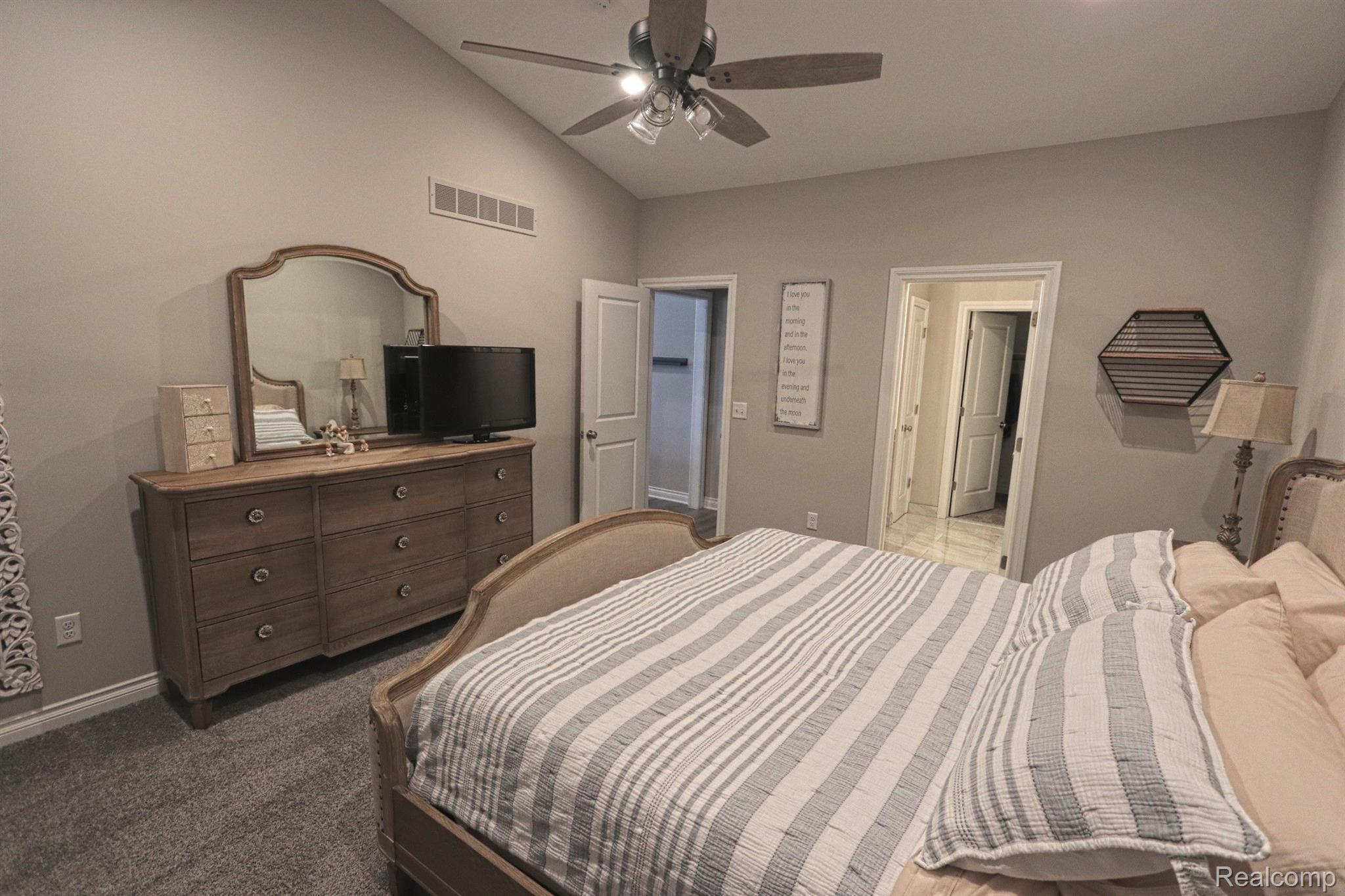 25931 King Road Romulus, MI 48174 - Photo 24 of 51