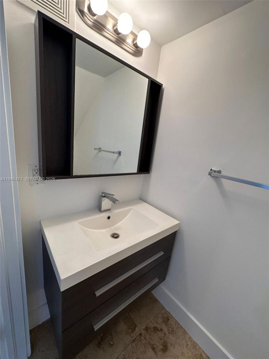 2772 Southwest 31st Court, Unit 2772 Miami, FL 33133 - Photo 24 of 31