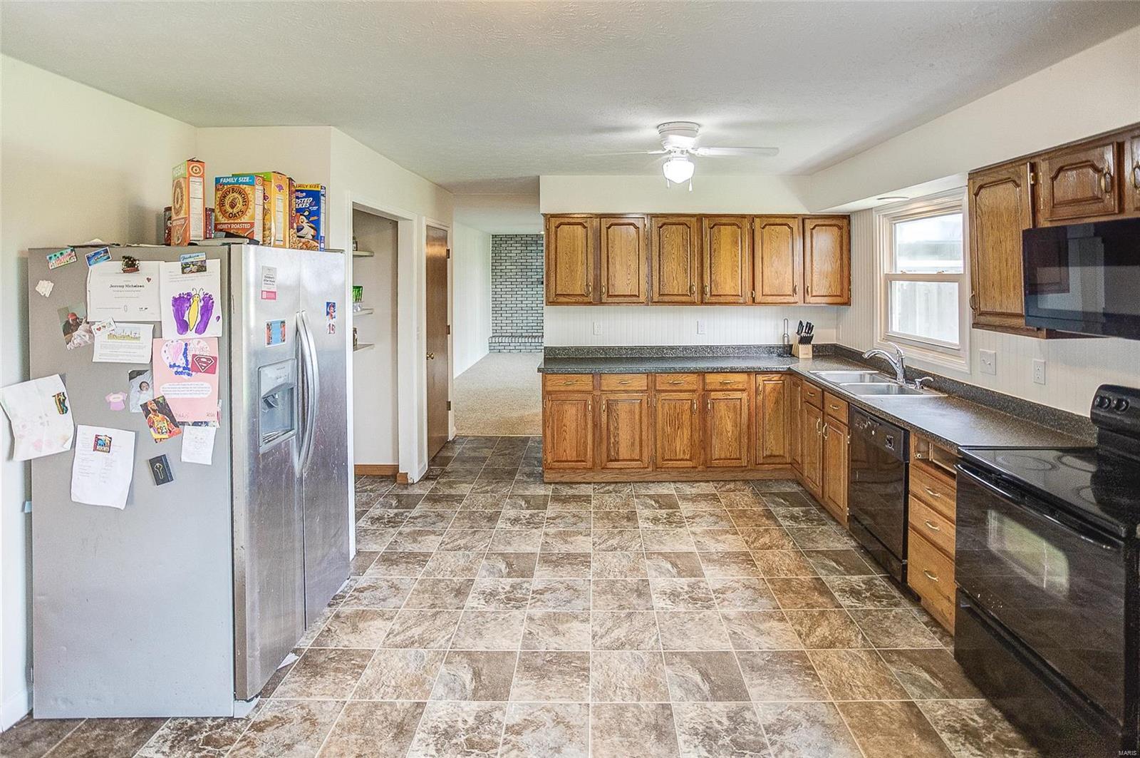 912 Fort Henry Road Belleville, IL 62221 - Photo 15 of 34 Gallery Image 15