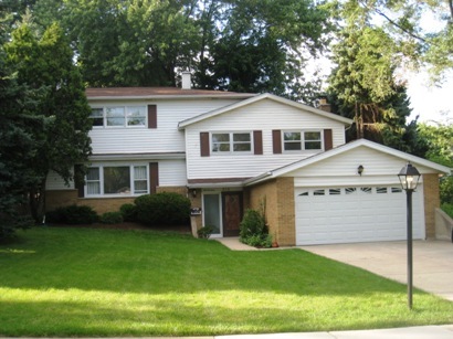 614 71st Street Darien, IL 60561 - Photo 1 of 3