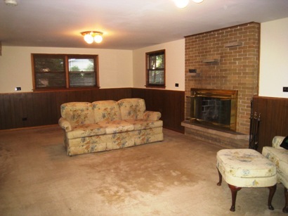 614 71st Street Darien, IL 60561 - Photo 2 of 3