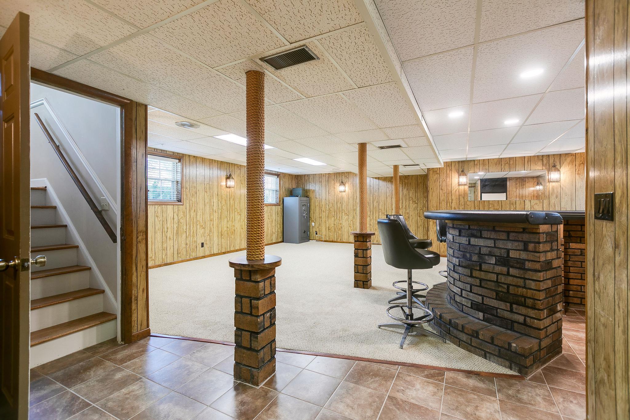 1505 Blue Springs Road Franklin, TN 37069 - Photo 14 of 20 Wow! Rec Room Full Size Bar