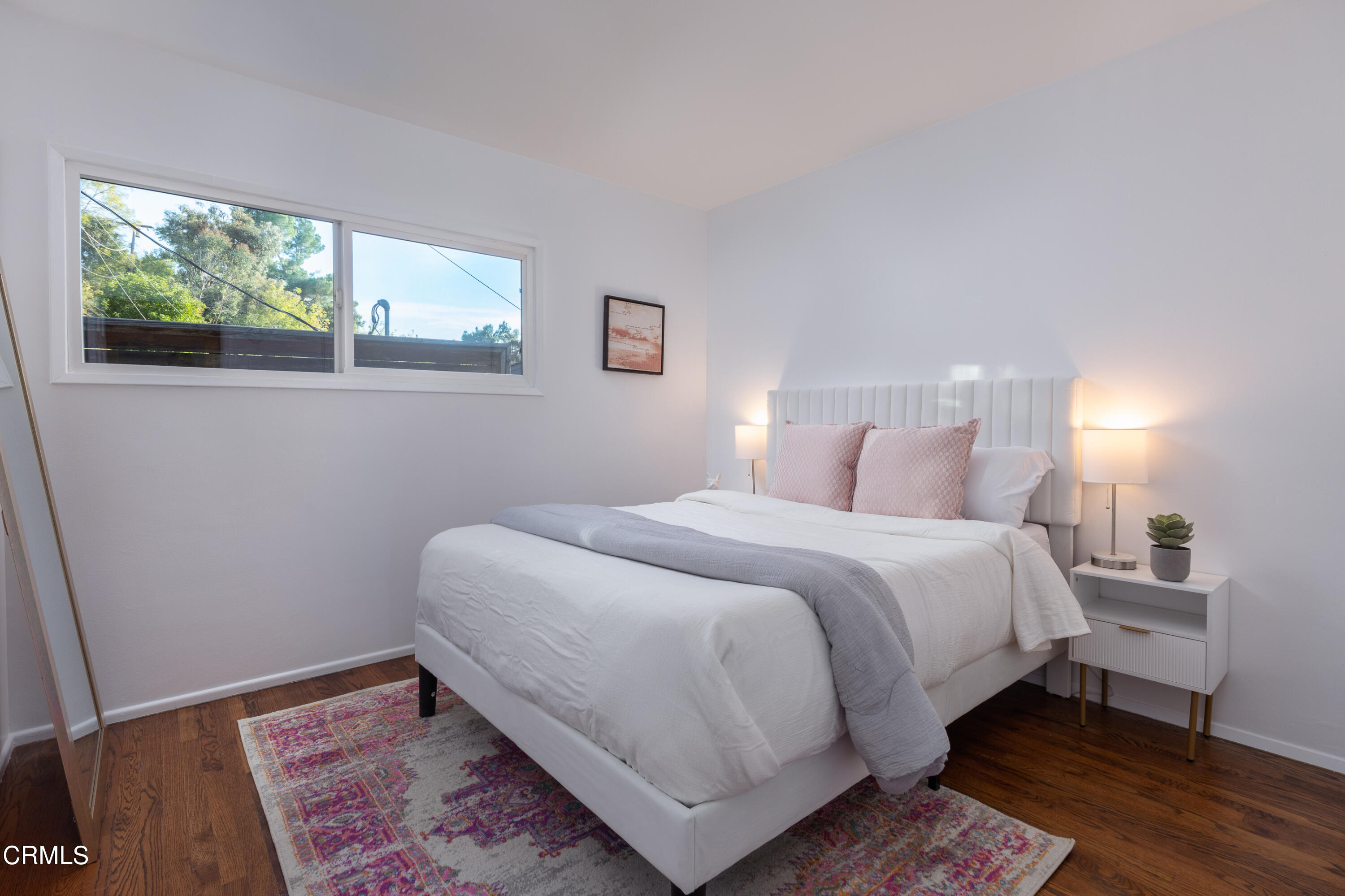 1850 Kaweah Drive Pasadena, CA 91105 - Photo 16 of 30 a bedroom with a bed and a window