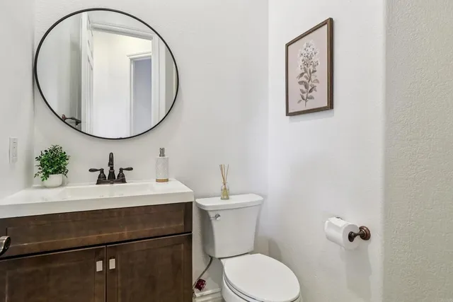 $1,425,000 | 5527 Alexandrine Court, Oceanside, CA 92057