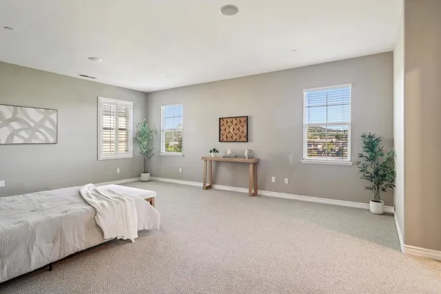 $1,425,000 | 5527 Alexandrine Court, Oceanside, CA 92057