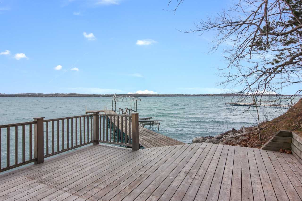 9067 Skegemog Point Road Williamsburg, MI 49690 - Photo 16 of 53 1887093-15.JPG