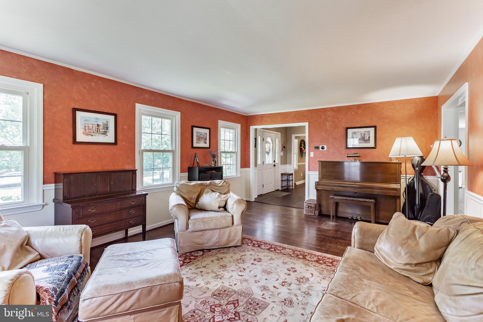 113 Bruce Road Washington Crossing, PA 18977 - Photo 7 of 30 Gallery Image 7