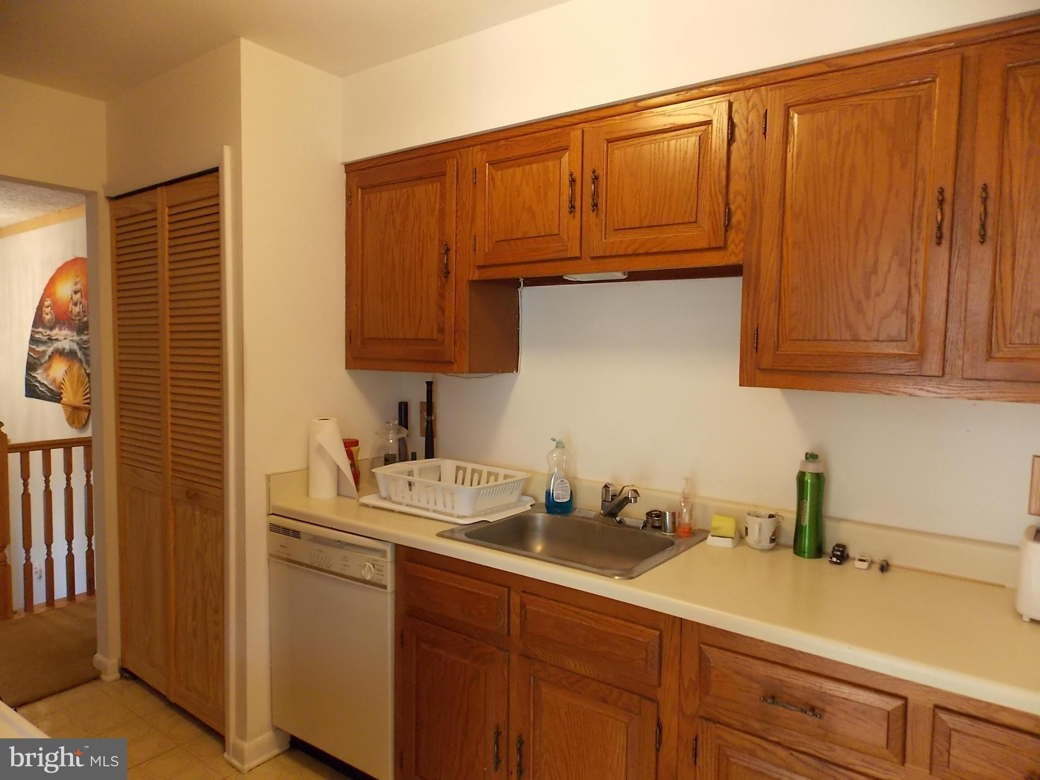 252 Lake Riviera Road Pasadena, MD 21122 - Photo 11 of 30 Kitchen