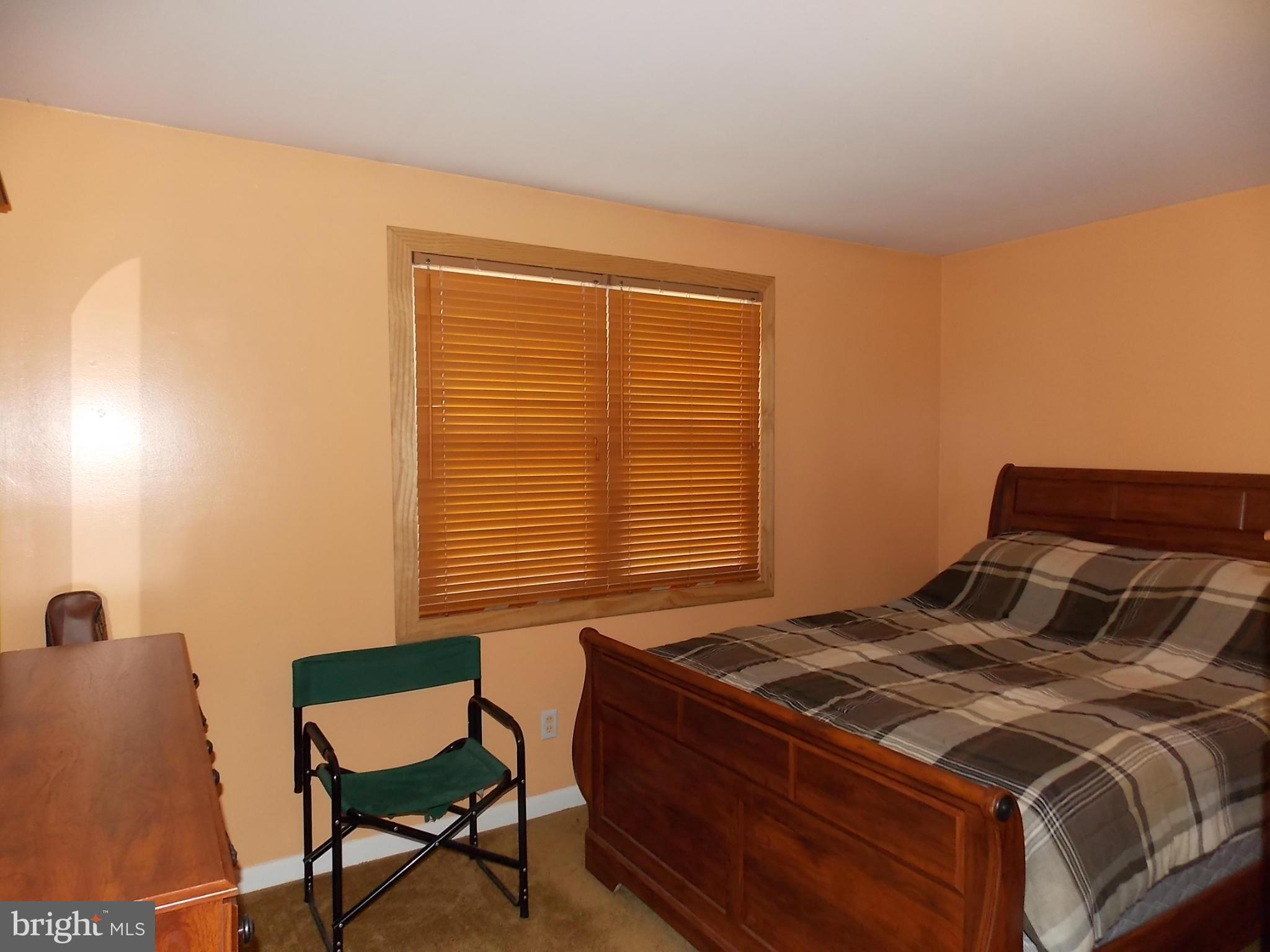 252 Lake Riviera Road Pasadena, MD 21122 - Photo 17 of 30 Bedroom