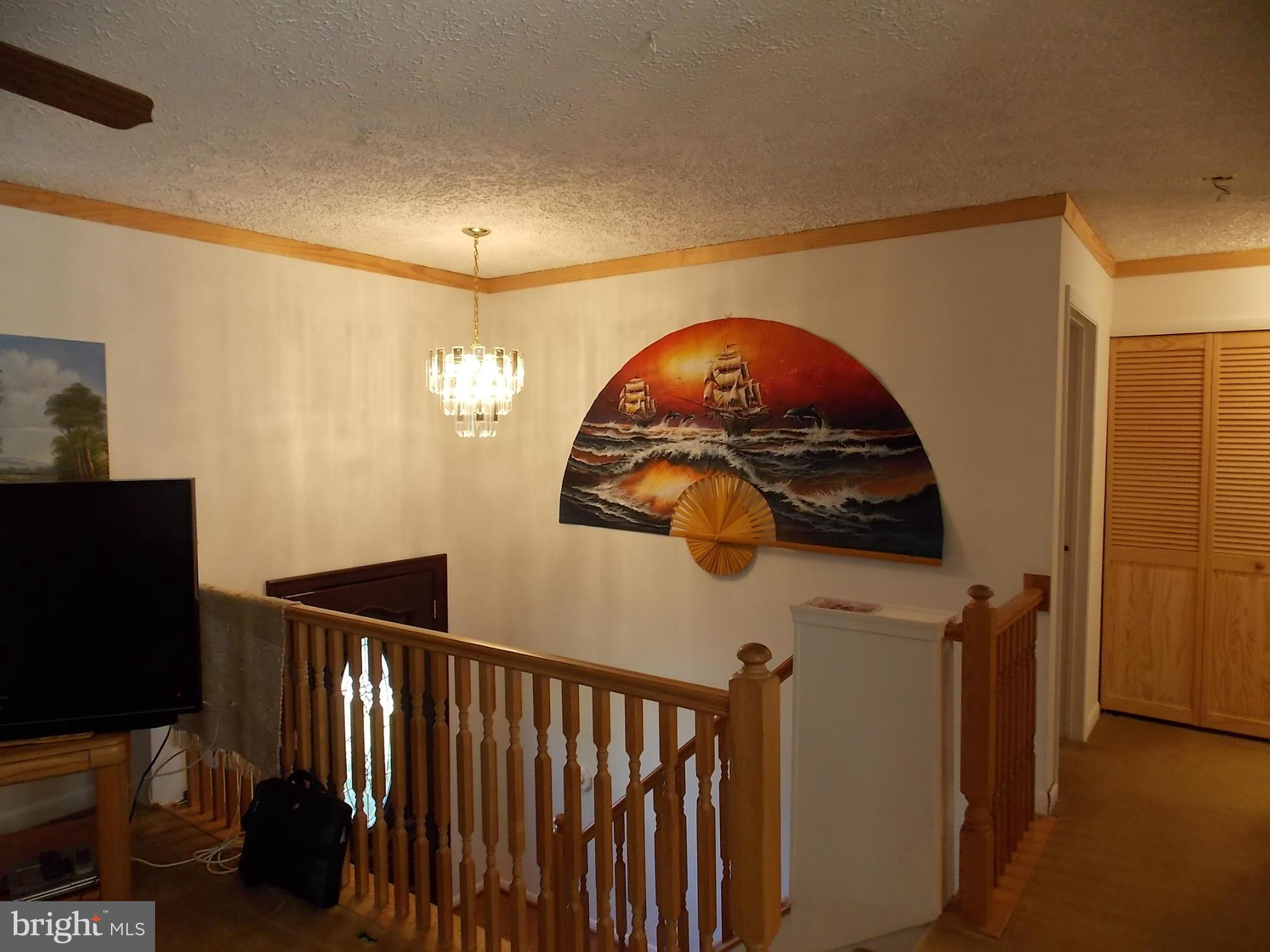 252 Lake Riviera Road Pasadena, MD 21122 - Photo 10 of 30 Interior (General)