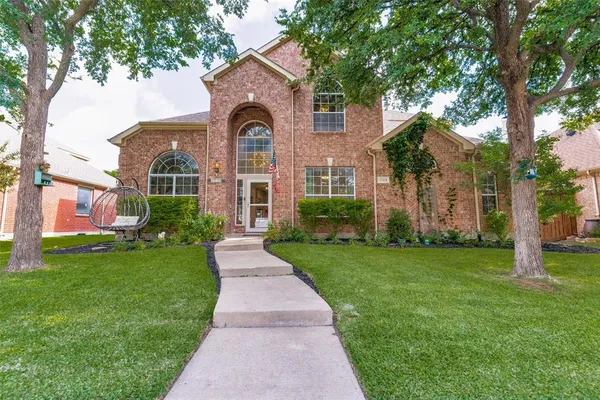 $595,000 | 1723 Clarke Springs Drive, Allen, TX 75002