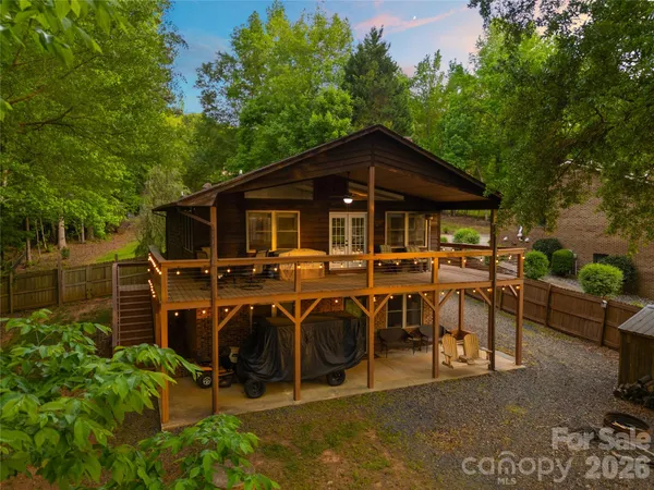 $899,000 | 226 Balsam Circle, Troy, NC 27371