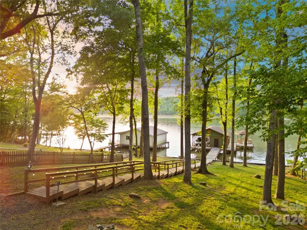 $899,000 | 226 Balsam Circle, Troy, NC 27371