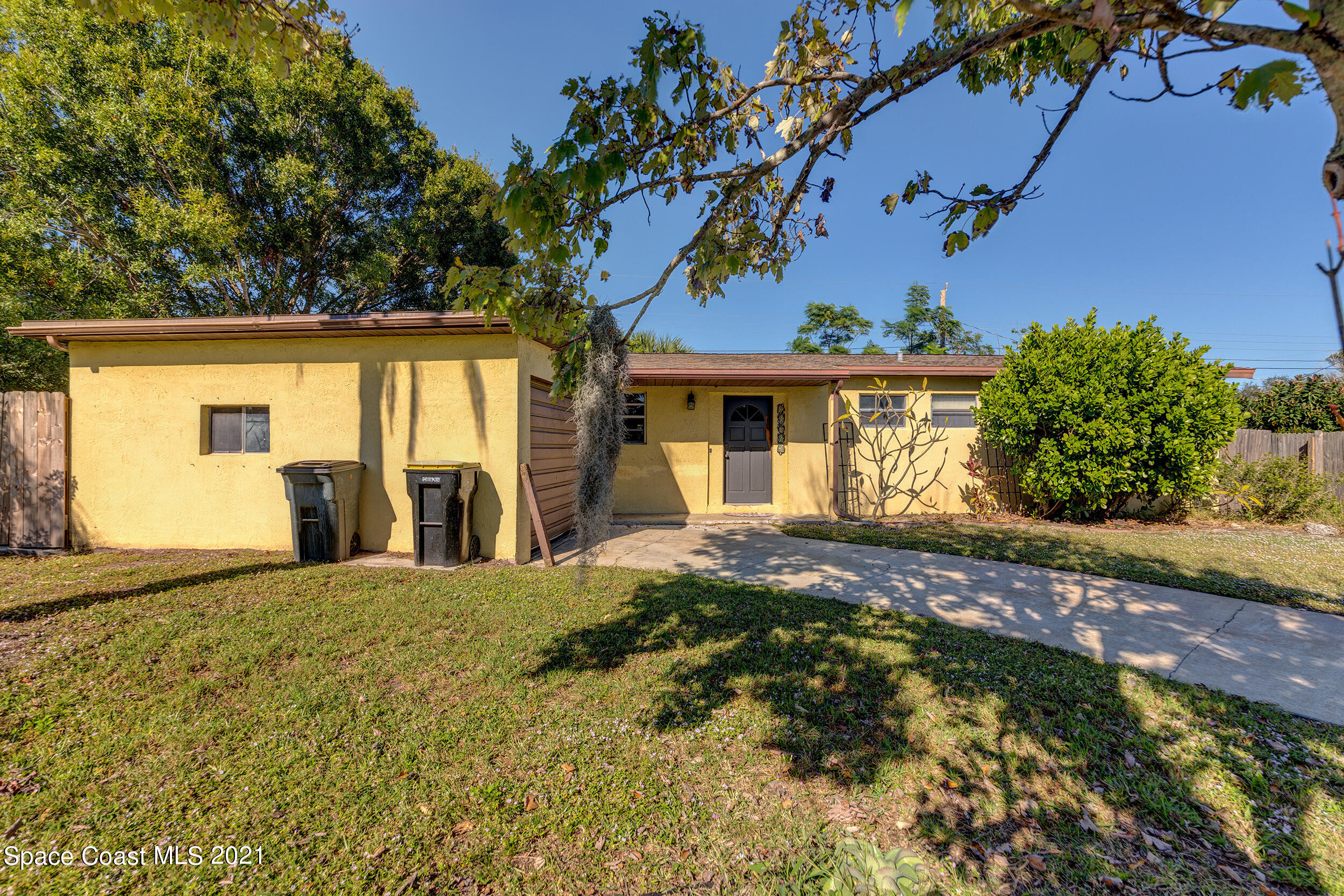2975 Kosuth Road Northeast Palm Bay, FL 32905 - Photo 2 of 24 Front