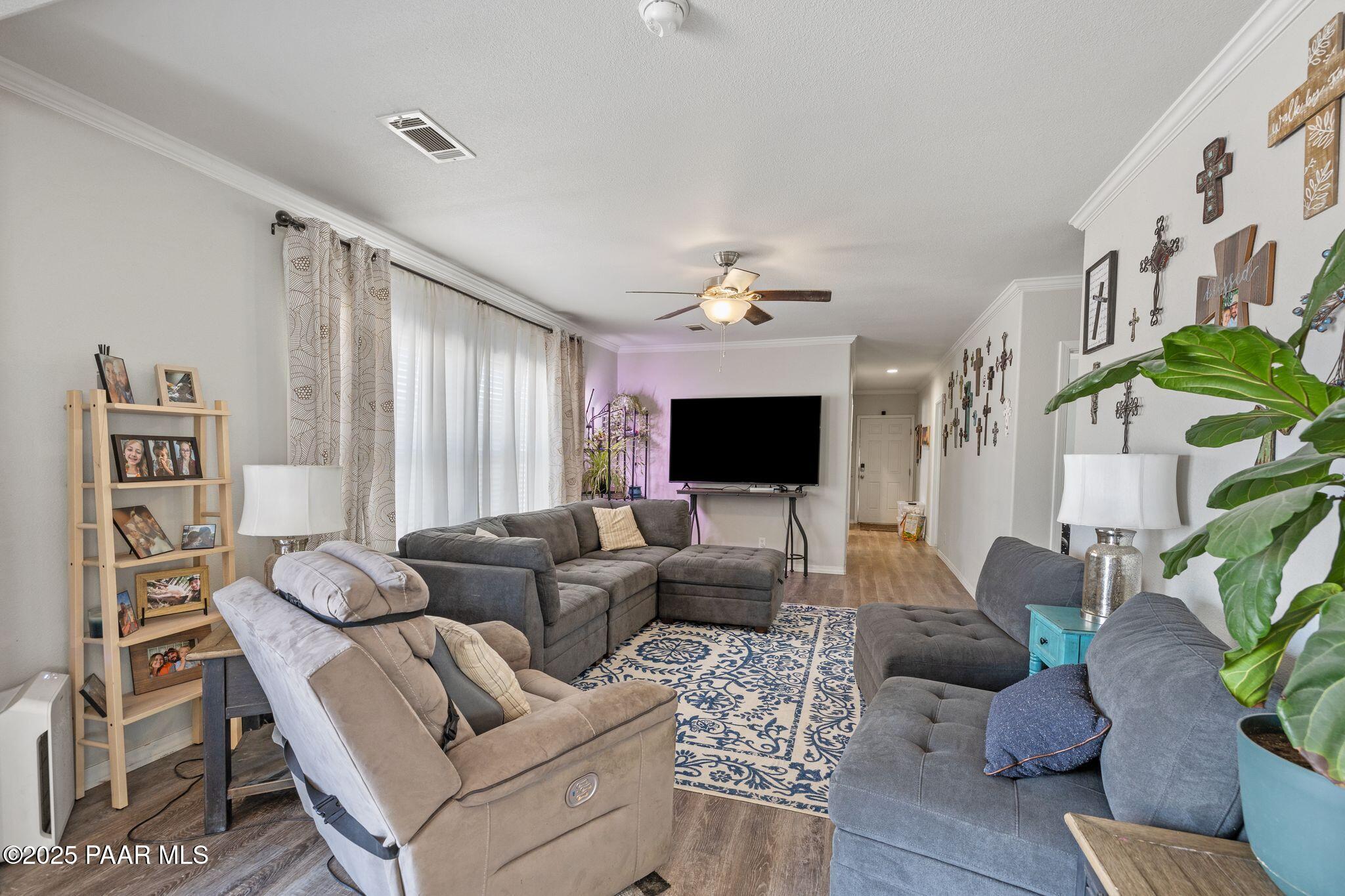 25221 North Mitchell Road Paulden, AZ 86334 - Photo 6 of 25 18_089-Living Room 2