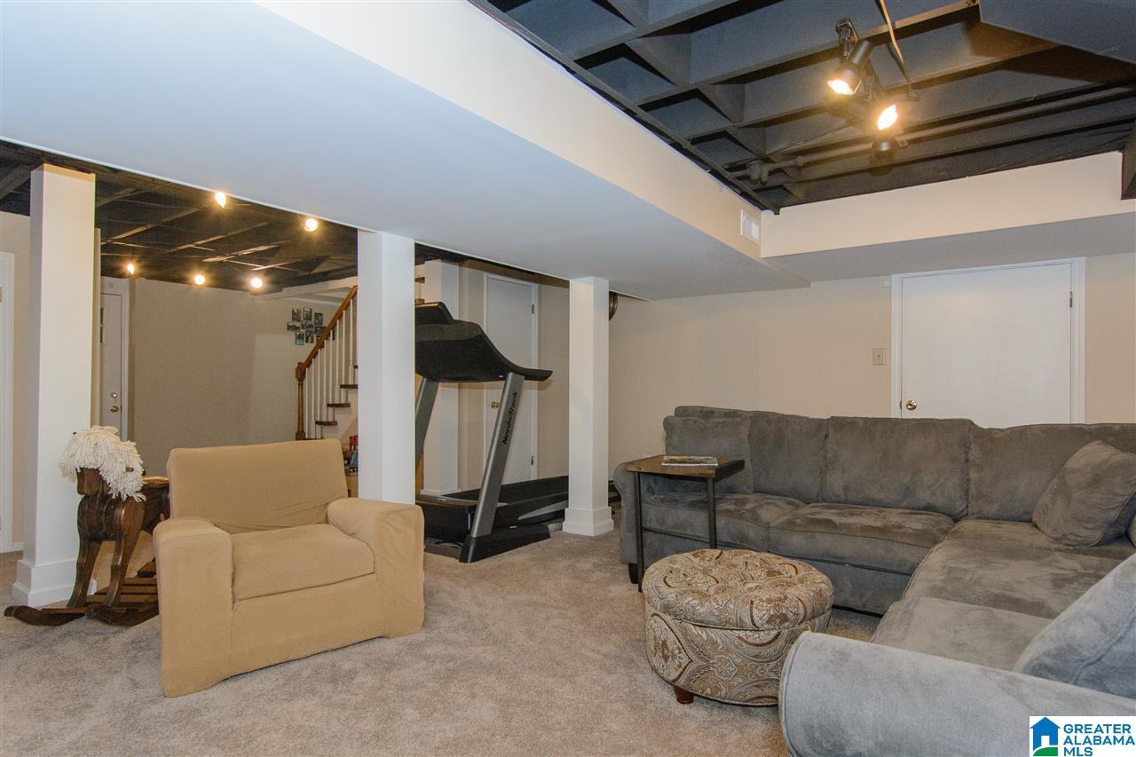 3113 Whitehall Road Birmingham, AL 35209 - Photo 32 of 41