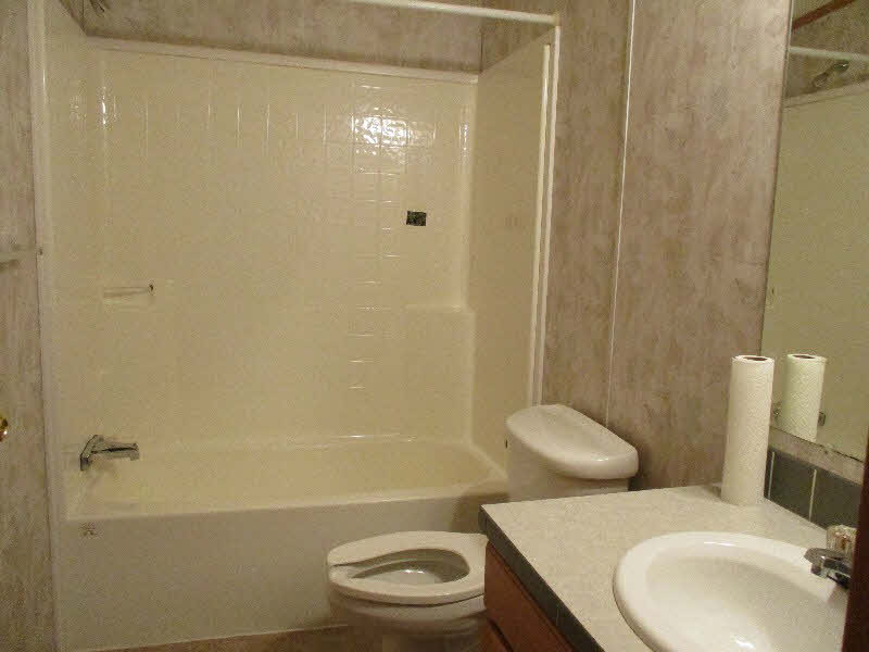 3460 Hidden Road Bay City, MI 48706 - Photo 7 of 13 Gallery Image 7