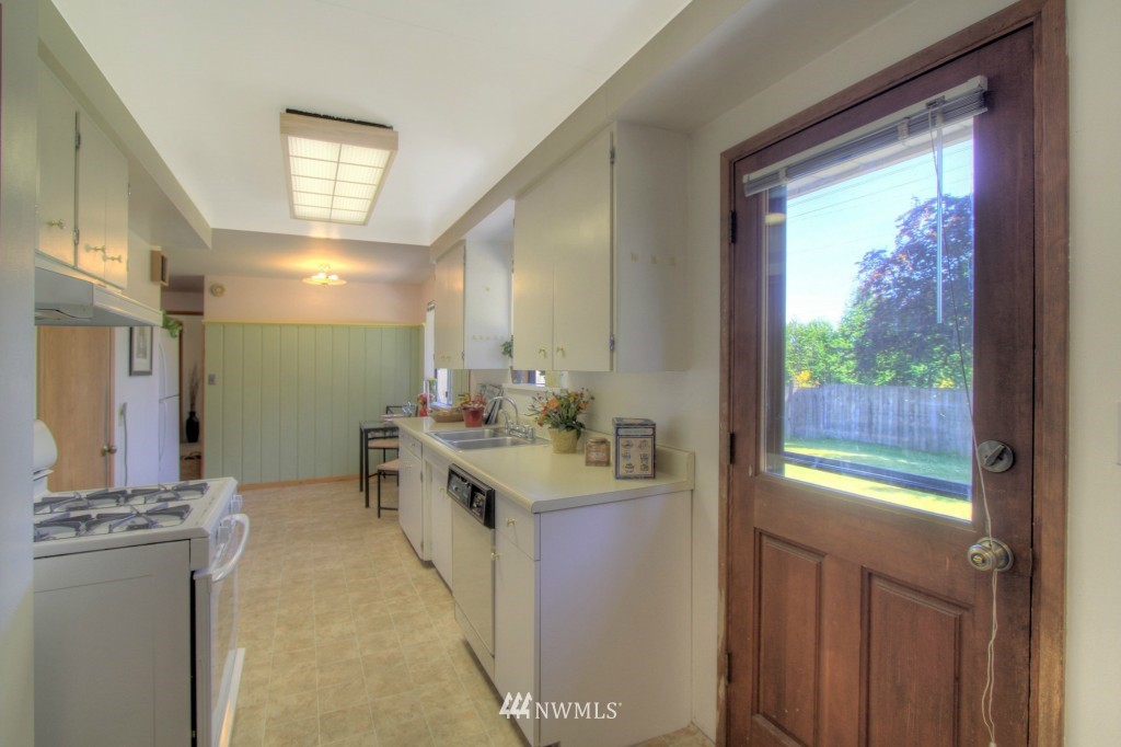 7724 238th Place Southwest Edmonds, WA 98026 - Photo 5 of 15