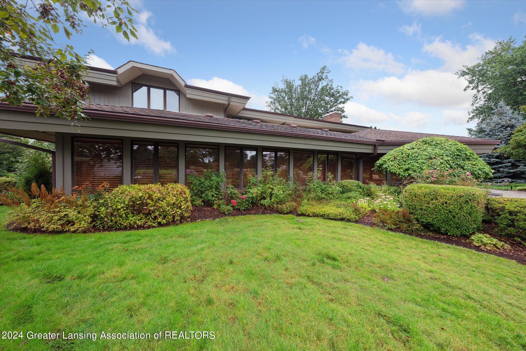 1445 Cambridge Road Lansing, MI 48911 - Photo 59 of 86 59-photo-59