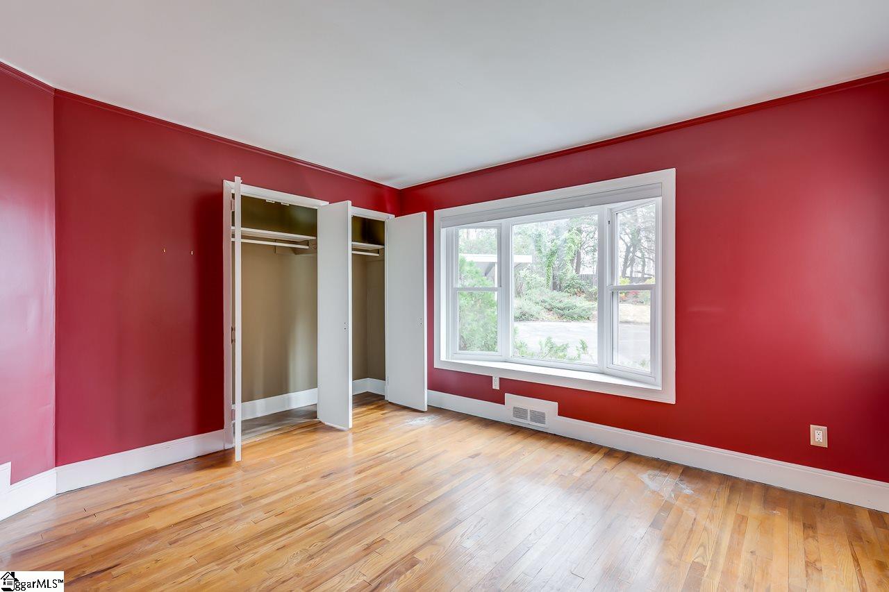 1027 Altamont Road Greenville, SC 29609 - Photo 18 of 36