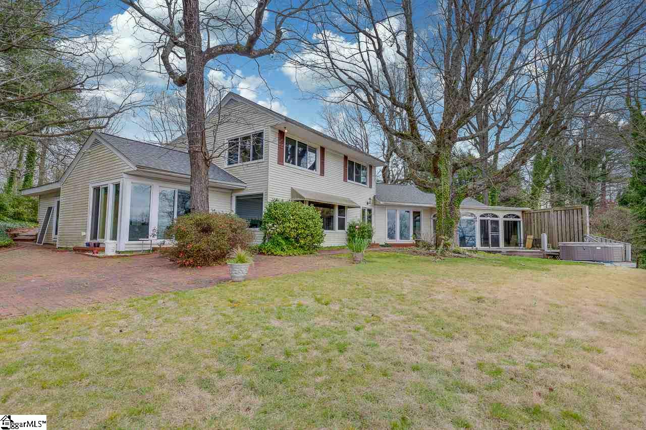 1027 Altamont Road Greenville, SC 29609 - Photo 3 of 36