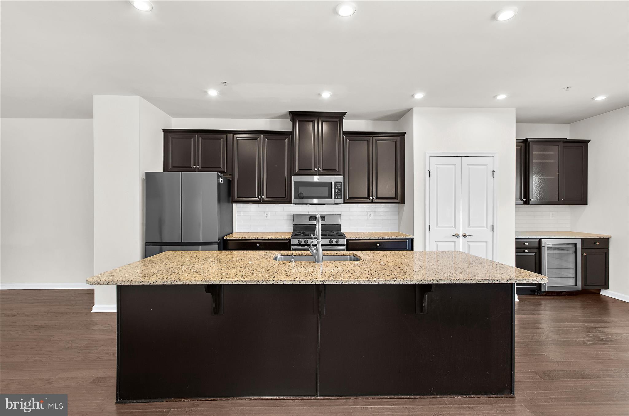8306 Kippis Road Millersville, MD 21108 - Photo 18 of 62 Huge granite kitchen island