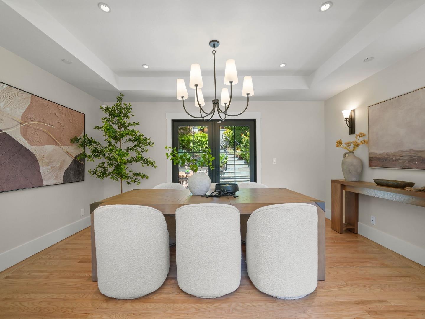 405 Glendale Road San Mateo, CA 94402 - Photo 13 of 81