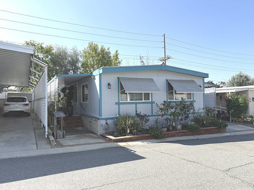 1001 West Lambert Road, Unit 55 La Habra, CA 90631 - Photo 2 of 33
