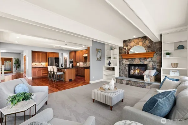 $3,800 | 21804 Quiet Water Loop East, Lake Tapps, WA 98391