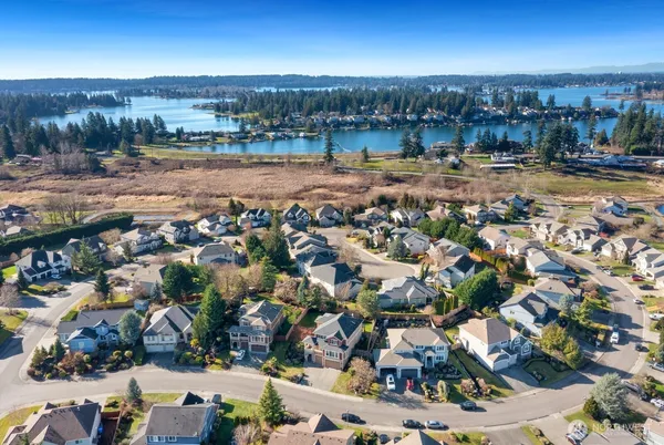$3,800 | 21804 Quiet Water Loop East, Lake Tapps, WA 98391