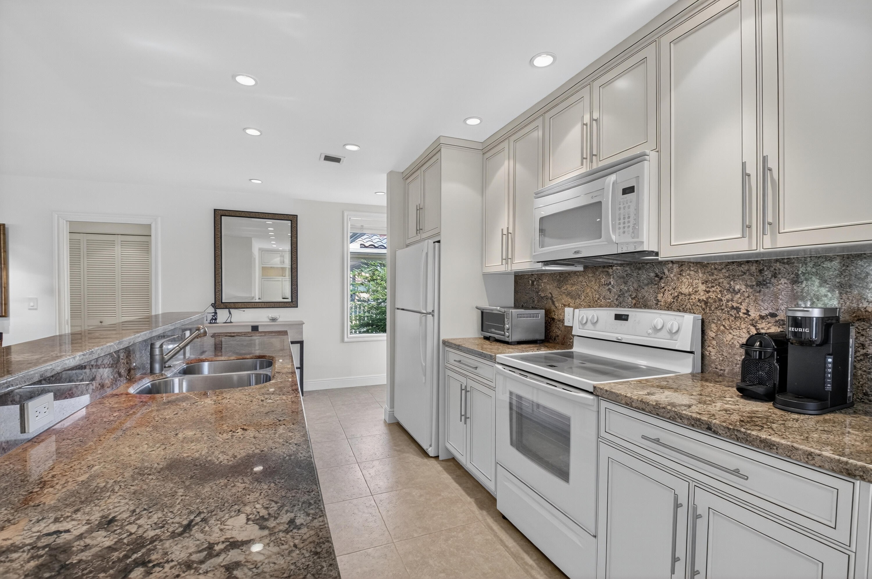 19781 Boca W Drive Boca Raton, FL 33434 - Photo 11 of 54 025_DSC_4373