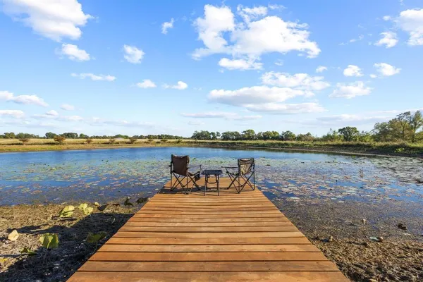 $724,888 | 300 County Road, Roxton, TX 75477