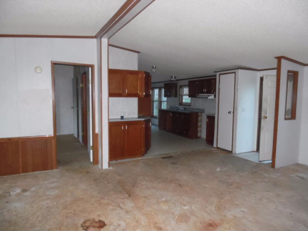 75 Compton Road Jeffersonville, KY 40337 - Photo 8 of 11 Photo 8