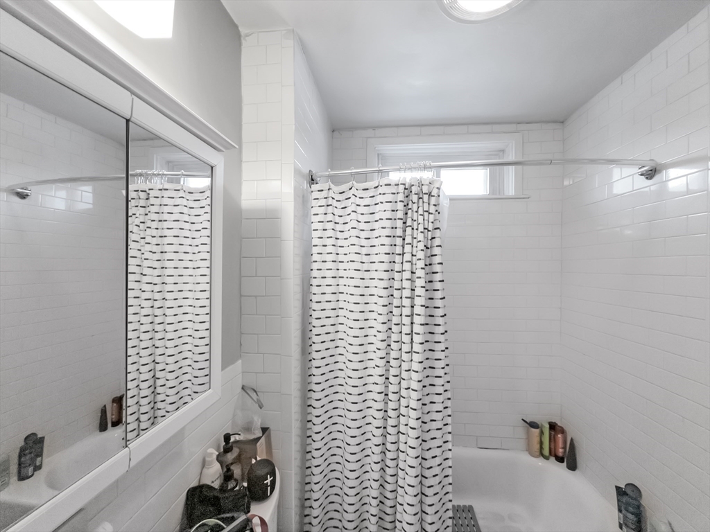 593 Centre Street, Unit 3 Boston, MA 02130 - Photo 10 of 14