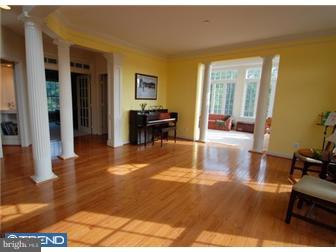 11 Schofield Road Phoenixville, PA 19460 - Photo 8 of 12 Living Room