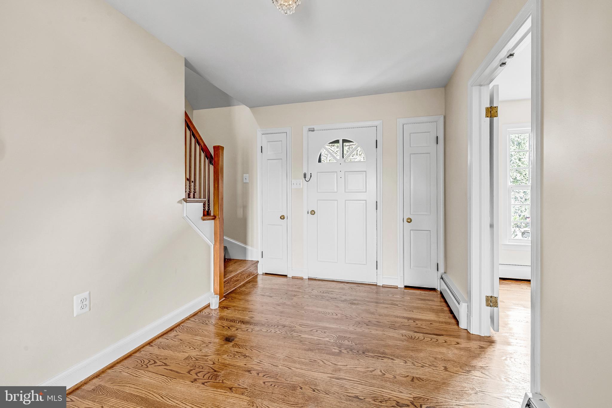 17747 Silcott Springs Road Purcellville, VA 20132 - Photo 13 of 42 a view of an empty room