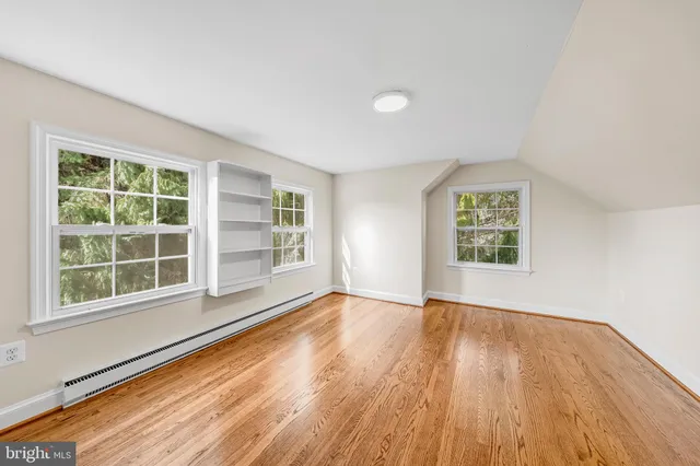 $899,000 | 17747 Silcott Springs Road, Purcellville, VA 20132