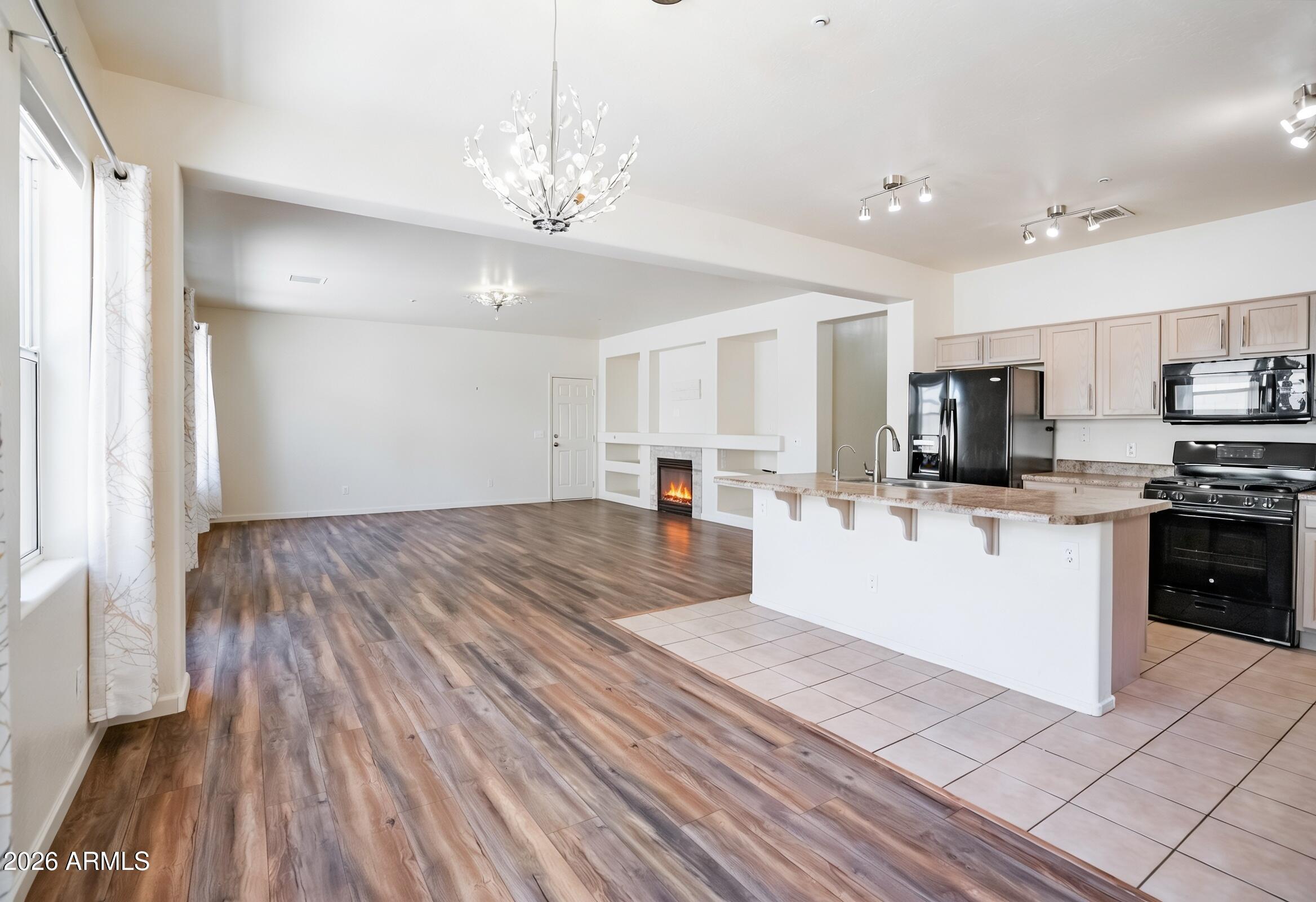 622 King Copper Road Clarkdale, AZ 86324 - Photo 10 of 36 Dining Area 1
