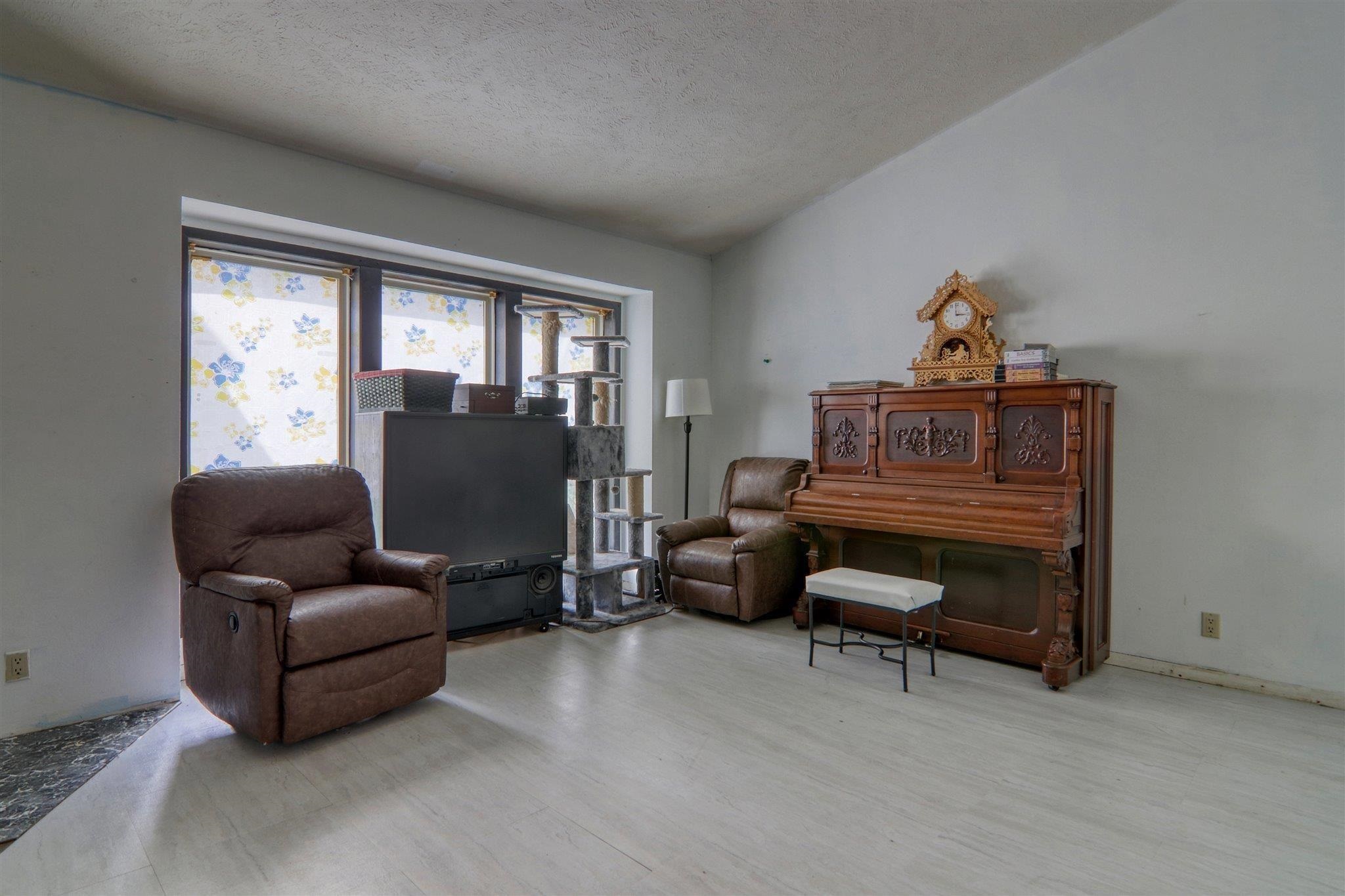 9701 South McKenzie Road Cheney, WA 99004 - Photo 3 of 13