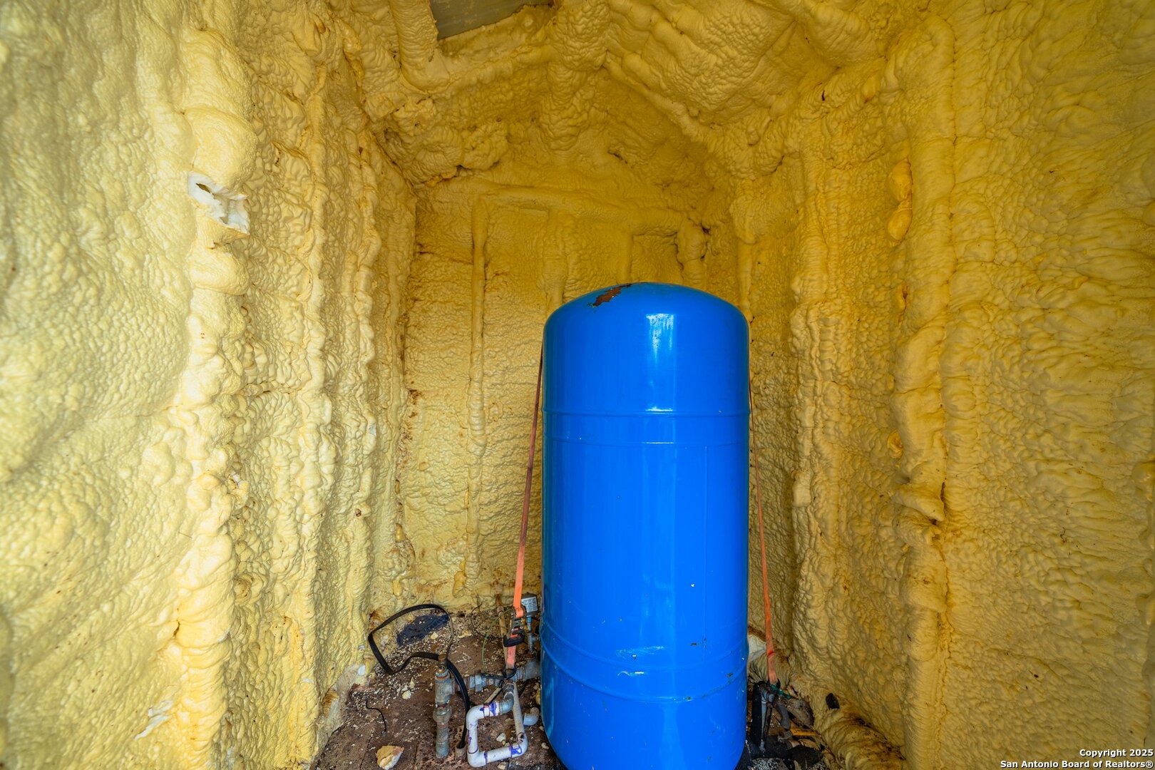 563 J B Road Harper, TX 78631 - Photo 22 of 41 a view of a bathroom with shower curtain