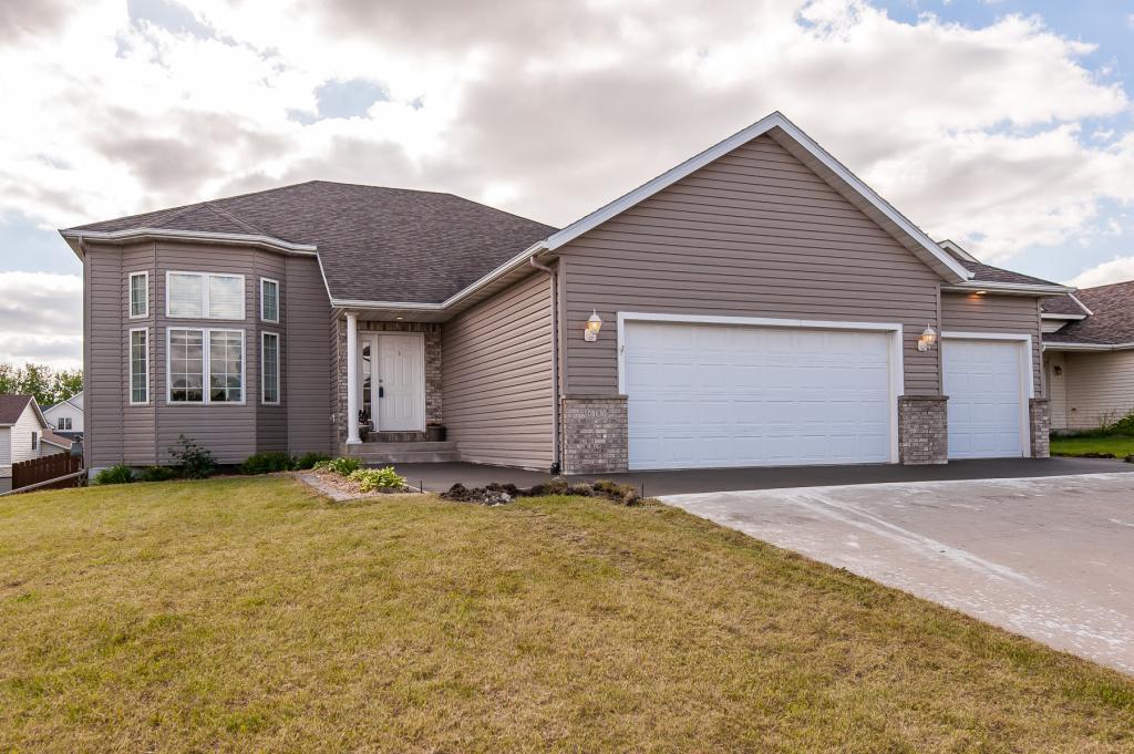 6183 Teal Lane Northwest Rochester, MN 55901 - Photo 1 of 35