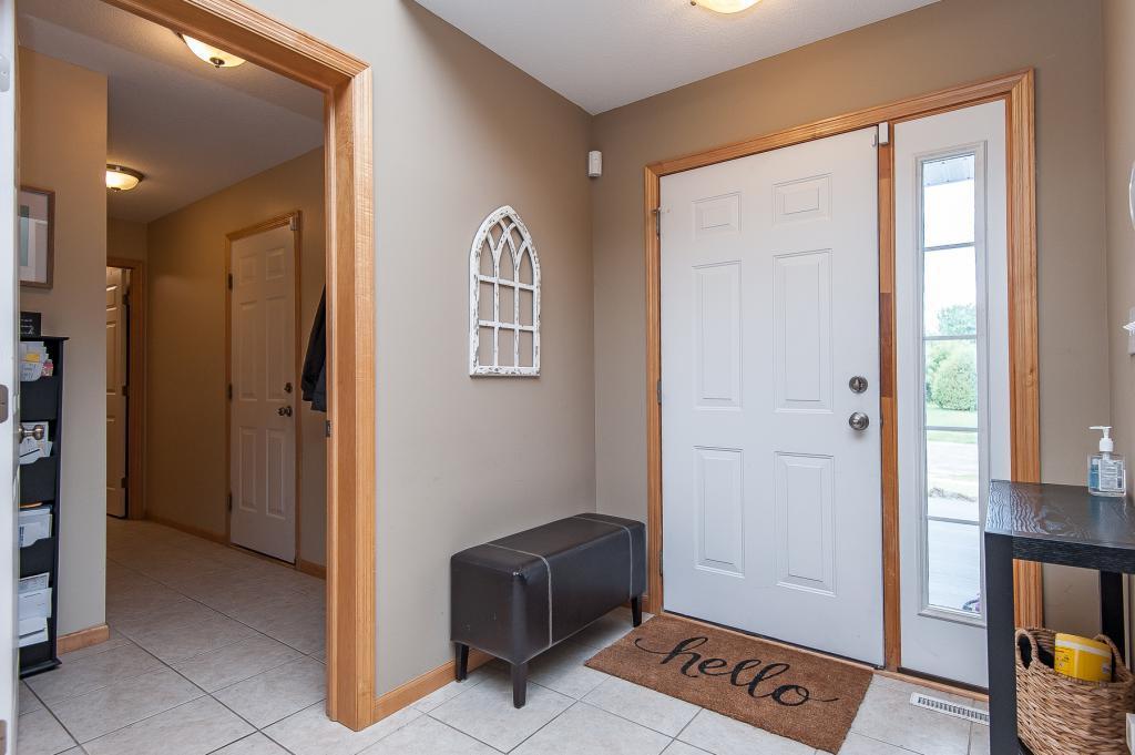 6183 Teal Lane Northwest Rochester, MN 55901 - Photo 2 of 35