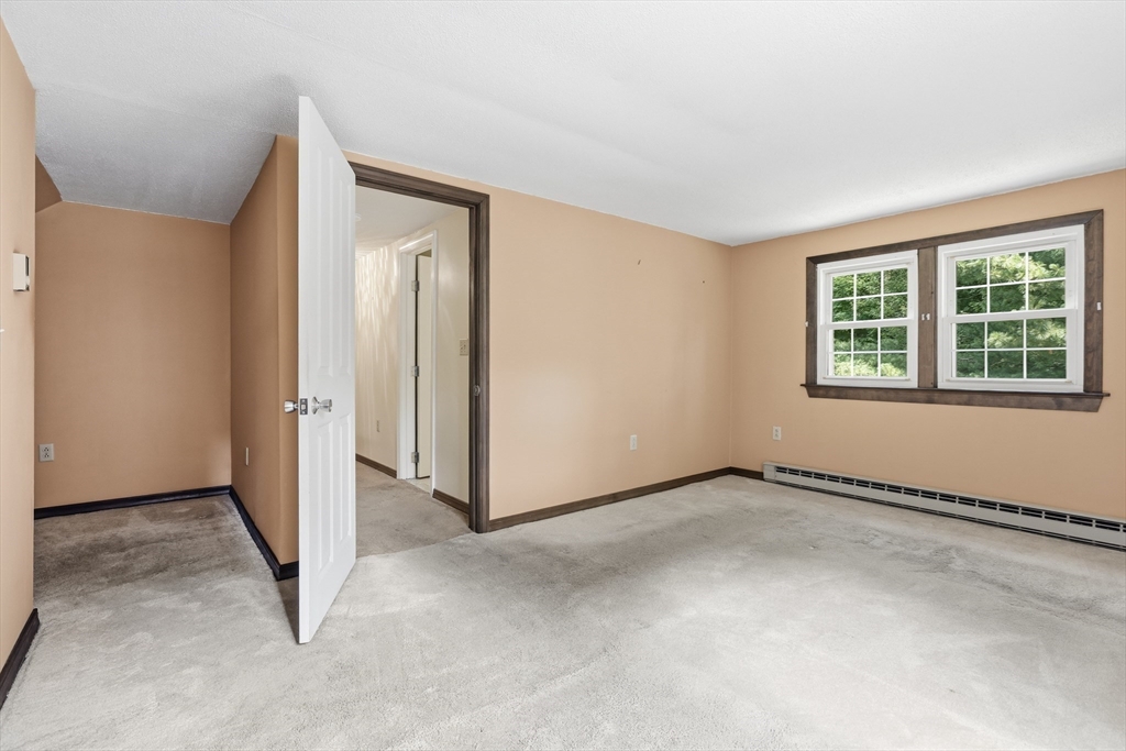 12 Hemlock Road Westford, MA 01886 - Photo 22 of 37