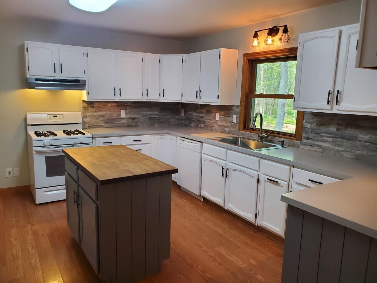2584 Simonelli Road Muskegon, MI 49445 - Photo 17 of 31 thumbnail_20210804_151959