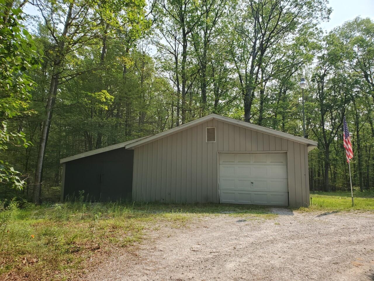 2584 Simonelli Road Muskegon, MI 49445 - Photo 5 of 31 thumbnail_20210804_112822