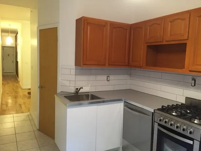 $2,200 | 518 Bainbridge Street, Unit 1B | Bedford-Stuyvesant