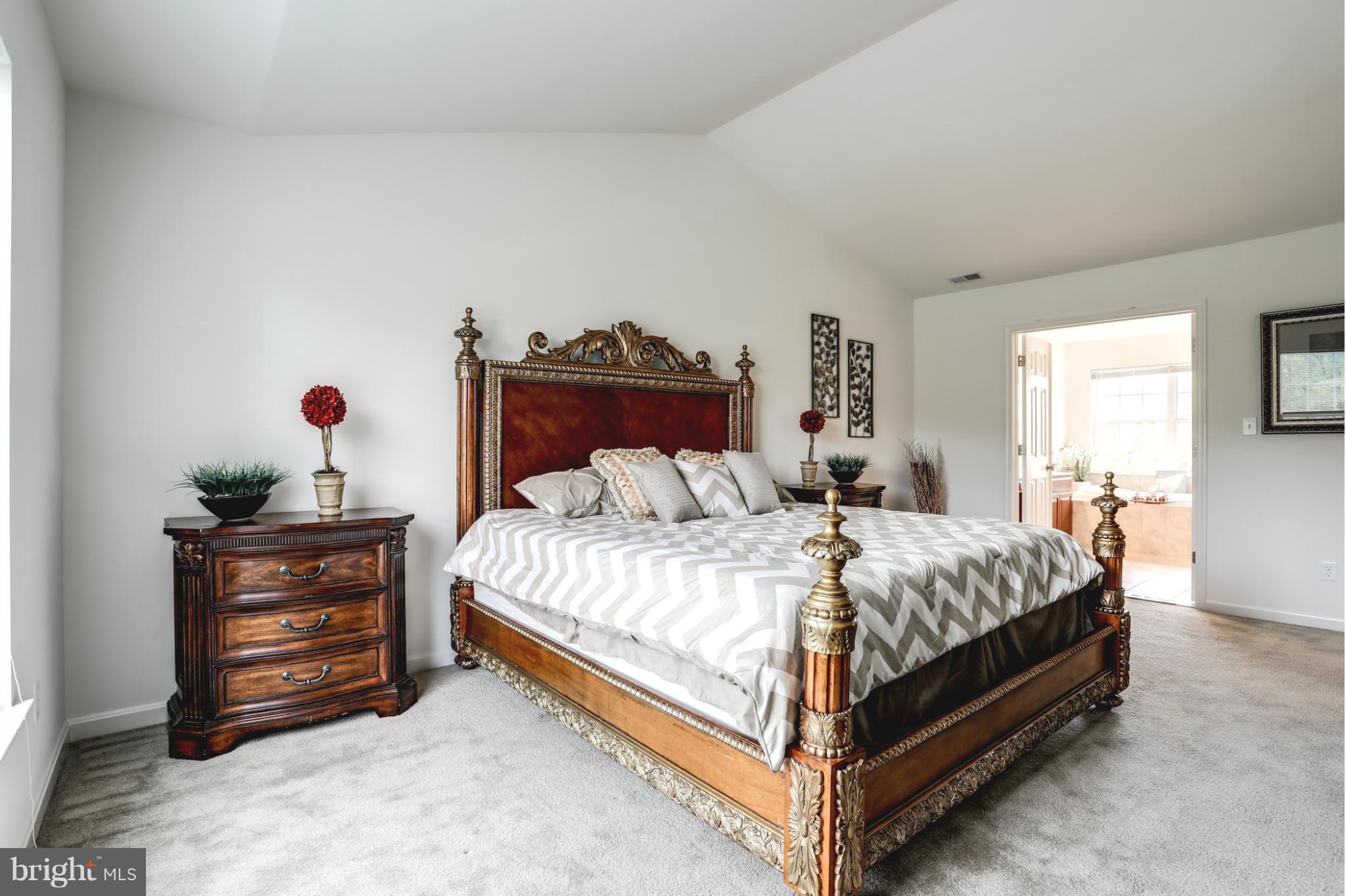 6086 Old Washington Road Elkridge, MD 21075 - Photo 15 of 22 Bedroom (Master)