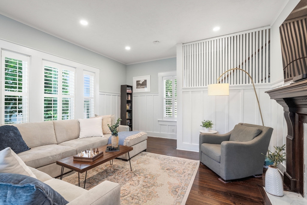 167 R Stratford Street Boston, MA 02132 - Photo 3 of 18
